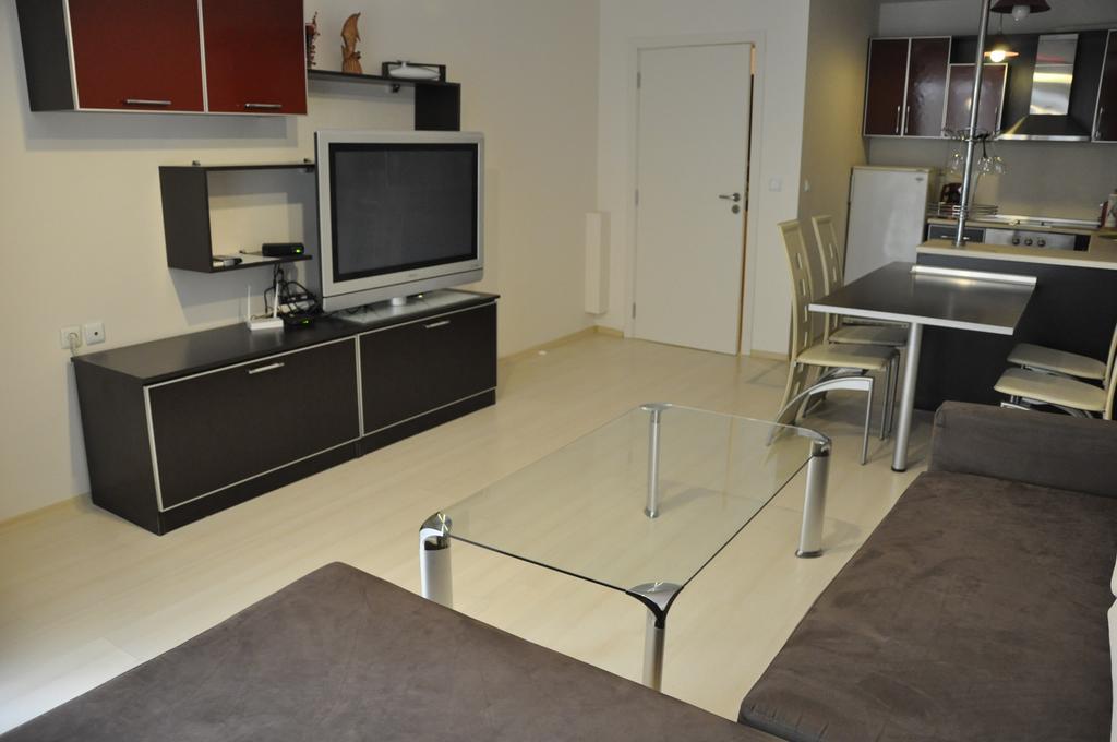 Black Sea Brееze Apartment 瓦爾納 外观 照片